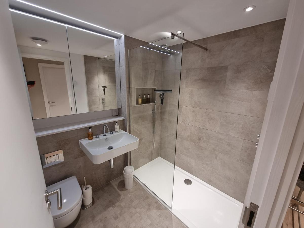 The Danbury, Lower Borough Walls Bath Exterior photo